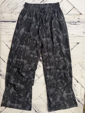 Streetwear Grunge Black & Gray Patterned Wide Leg Lounge Pants Women’s Medium